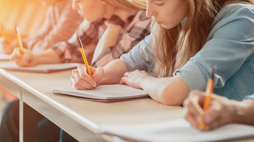 Aides financières étudiants Région Franche Comté